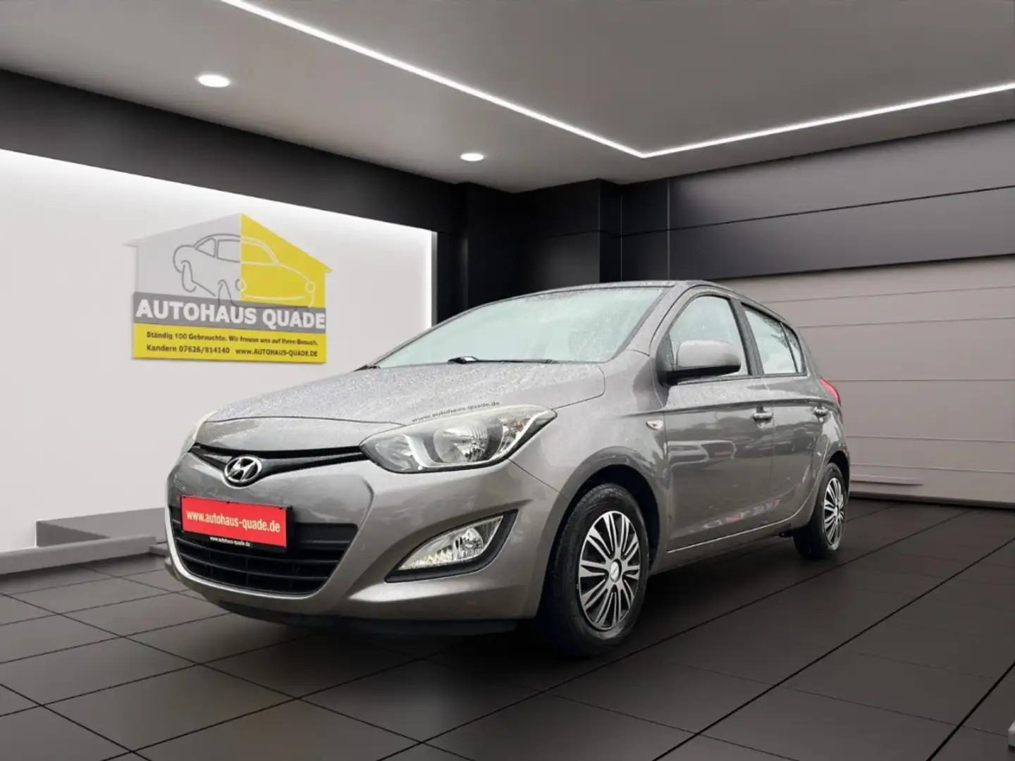 Hyundai i20 5 Star Edition GA Klima teilb.Rücksb MP3 CD eFH Ra Grau - 1