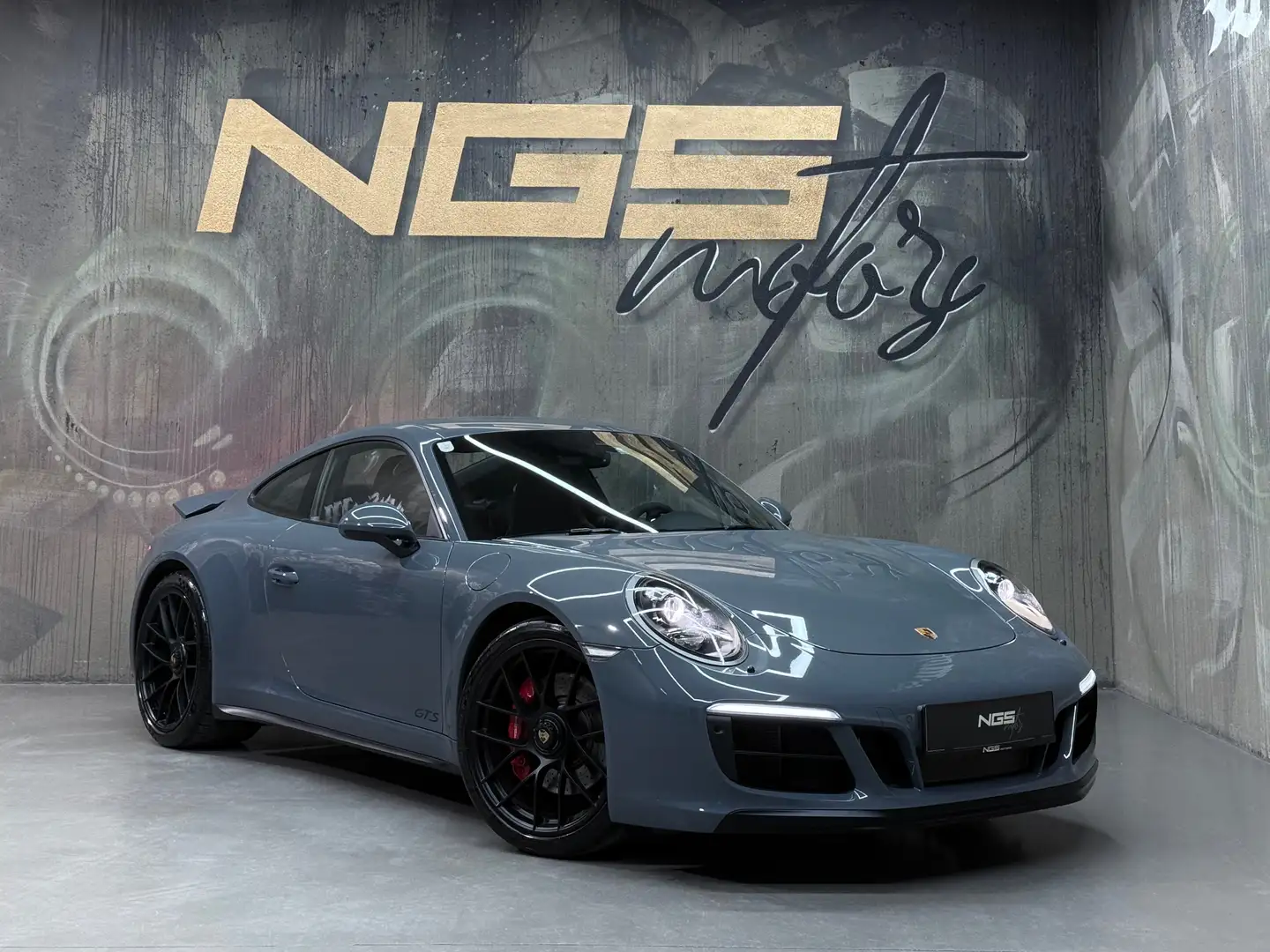 Porsche 991 Carrera 4 GTS 991.2 Facelift APPROVED 2028 PDK Grau - 1