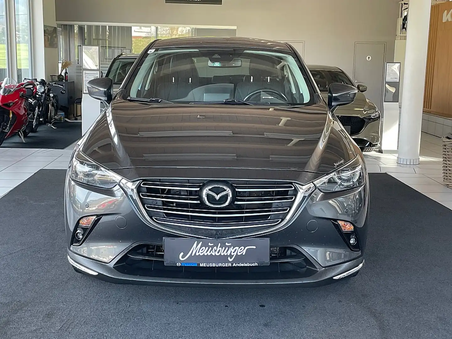 Mazda CX-3 CD115 AWD Revolution Grau - 2