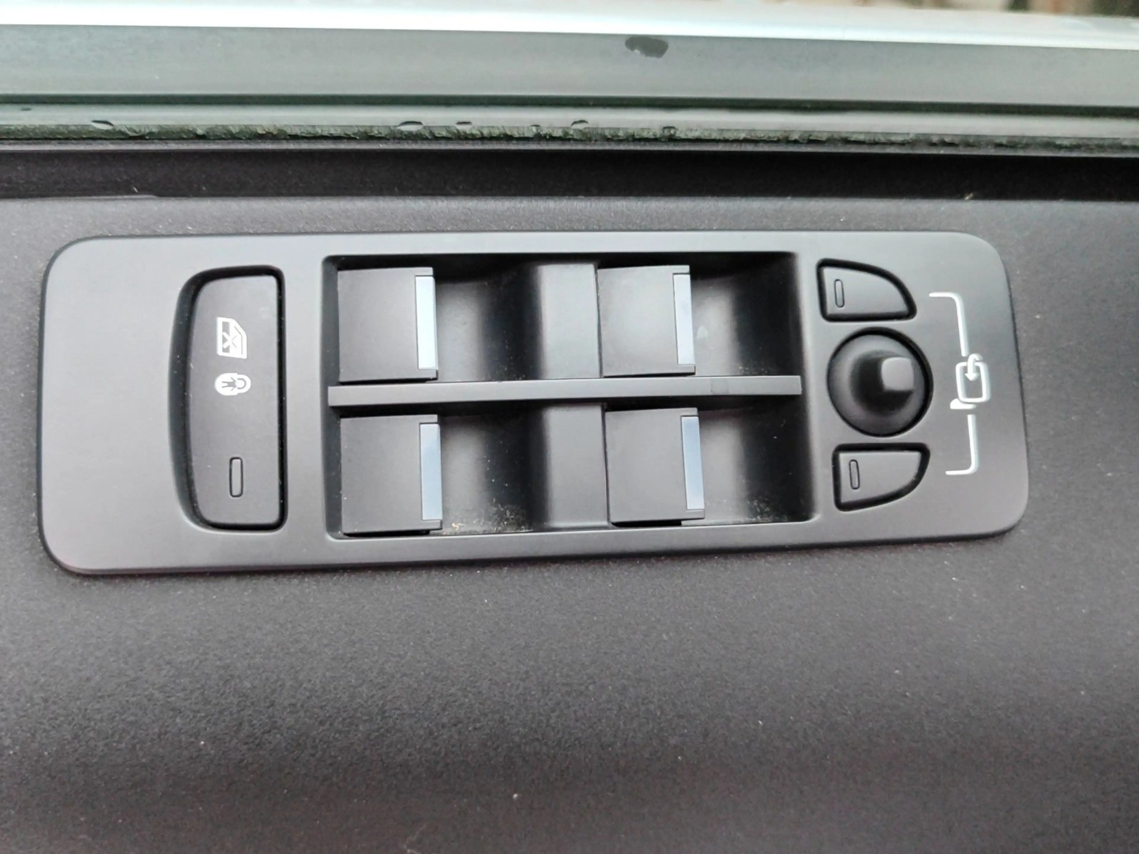 Land Rover Discovery Sport P250 *AWD*S*Pano*Apple*LED* — photo 12