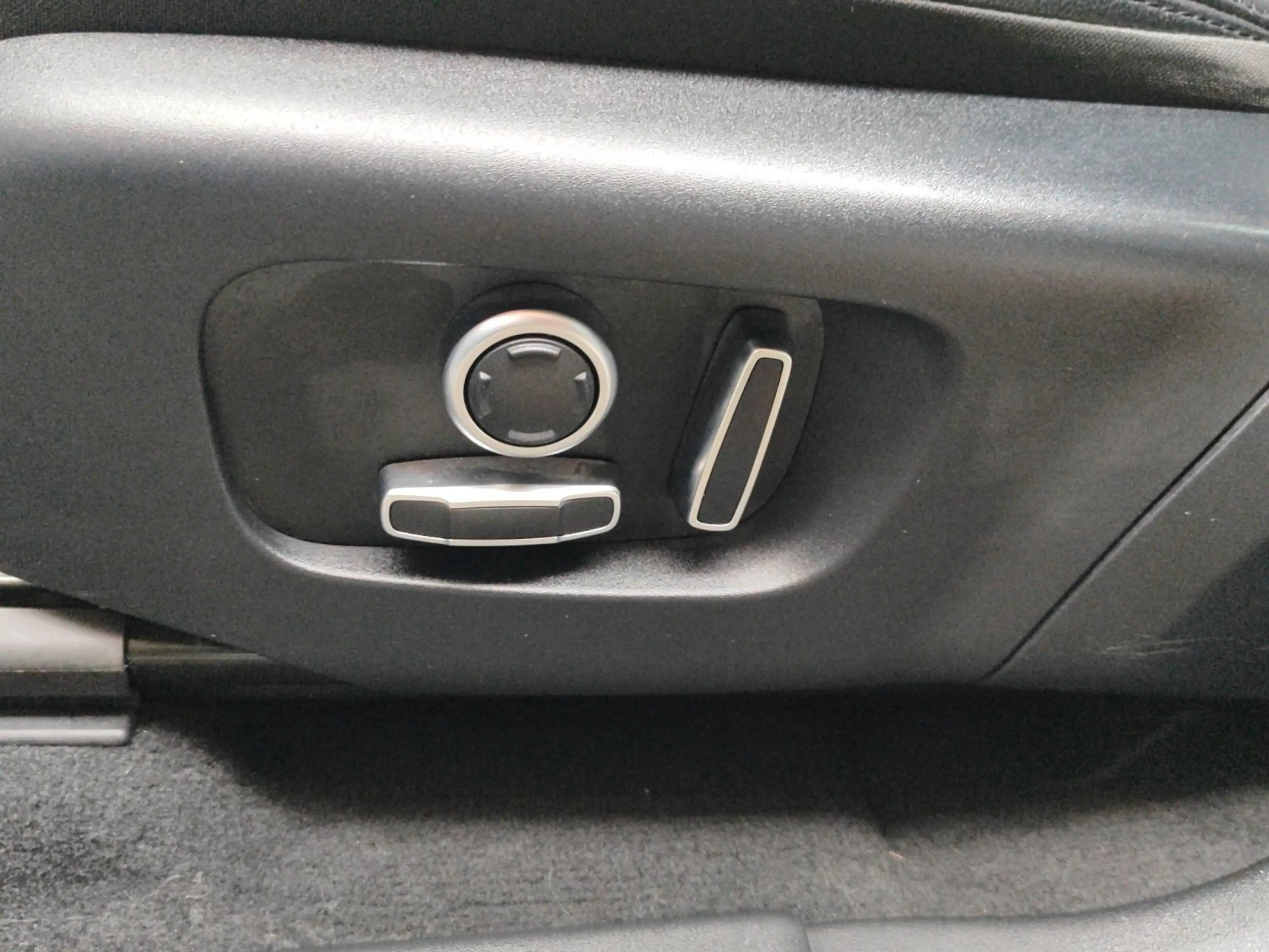 Land Rover Discovery Sport P250 *AWD*S*Pano*Apple*LED* — photo 13