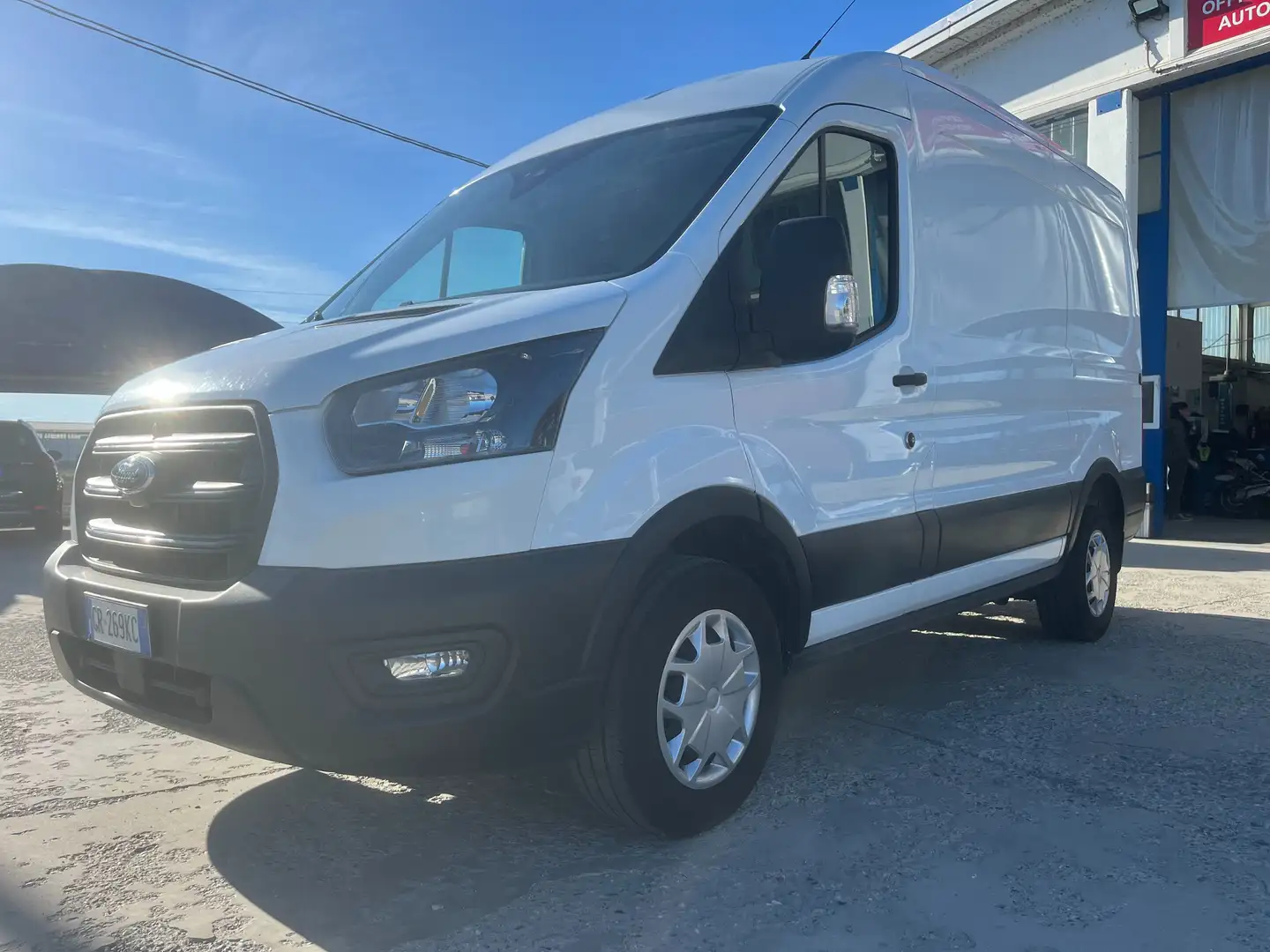 Ford TRANSIT 330 2.0 TDCI 130CV TREND L2 H2 E6.2 Blanco - 2