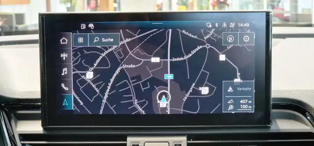 Audi Q5 view 16