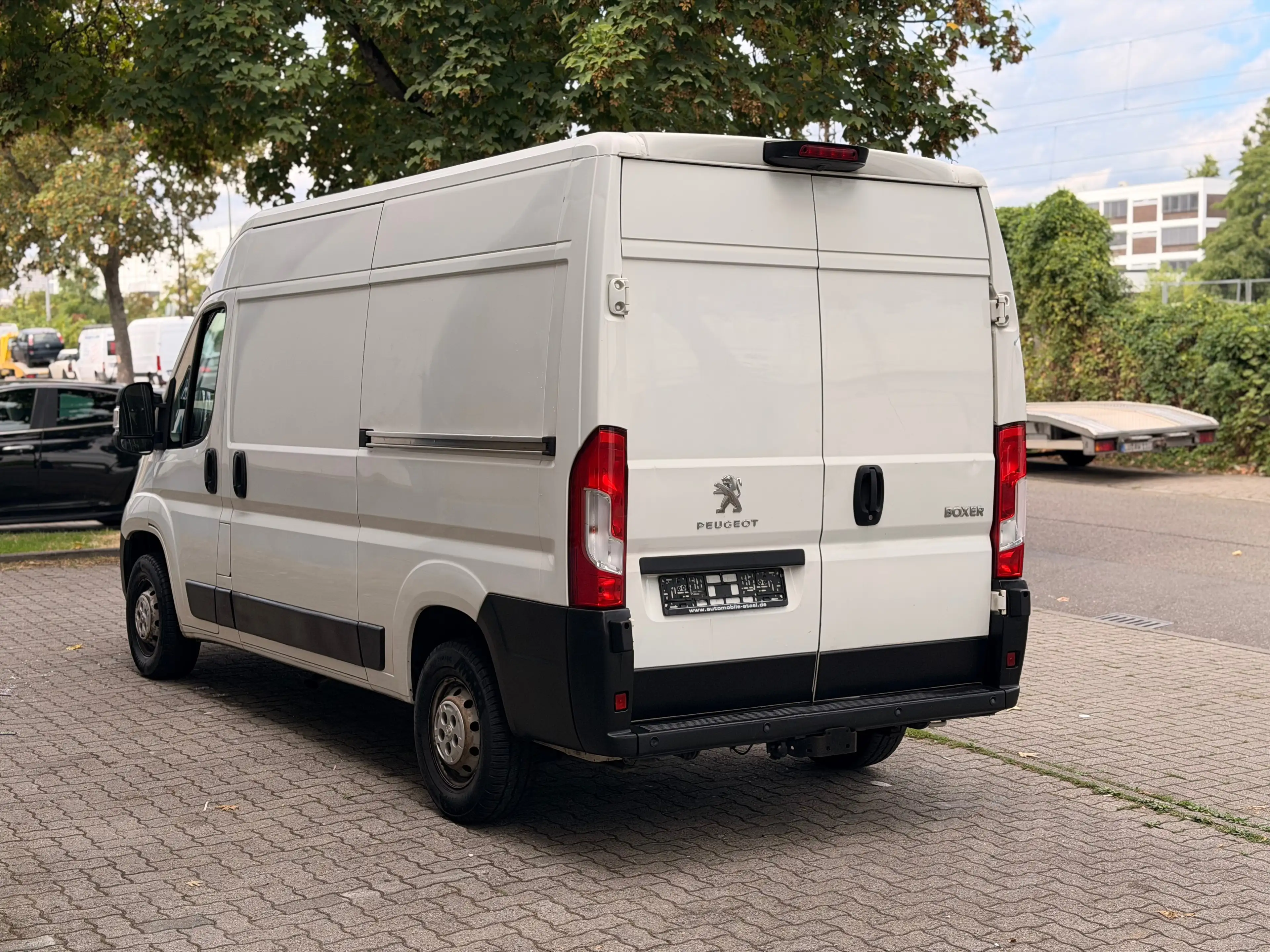 Peugeot Boxer Cam/Navi/2S-Türen/333 L2H2 Premium BlueHDi 130 — photo 6