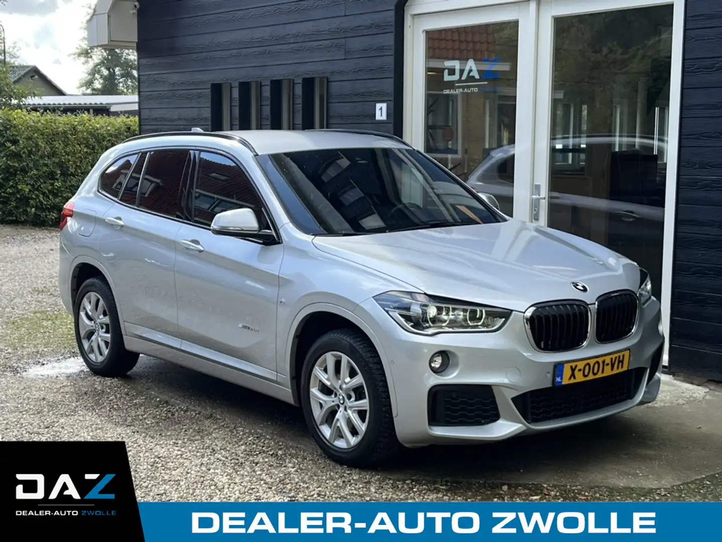 BMW X1 sDrive20i High Executive M-Pakket/Aut/Ecc/Leer/Nav Gris - 1