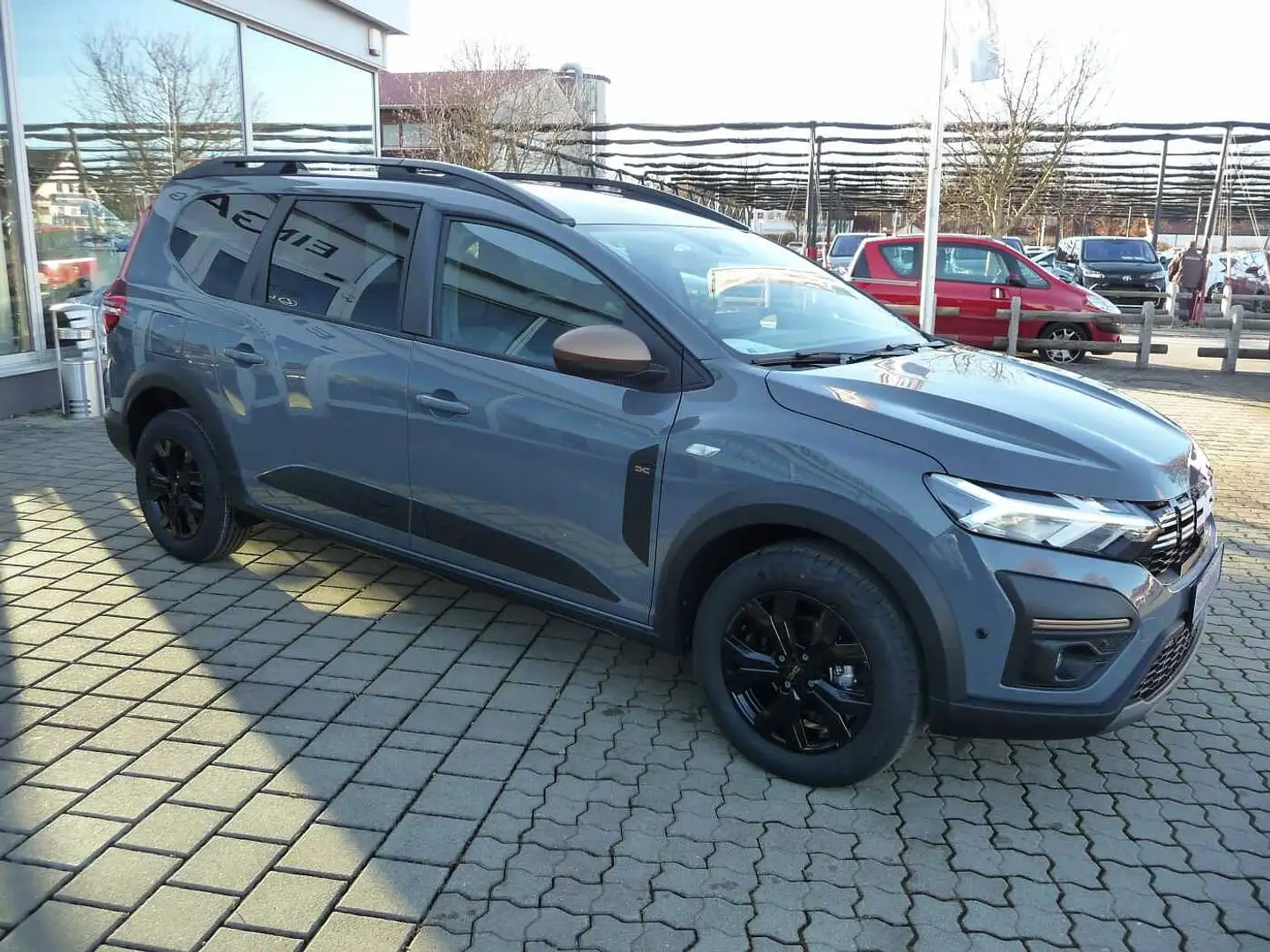 Dacia Jogger Extreme TCe110/5-Si.,Navi,Klimaautom.,SHZ,Kamera Grau - 2