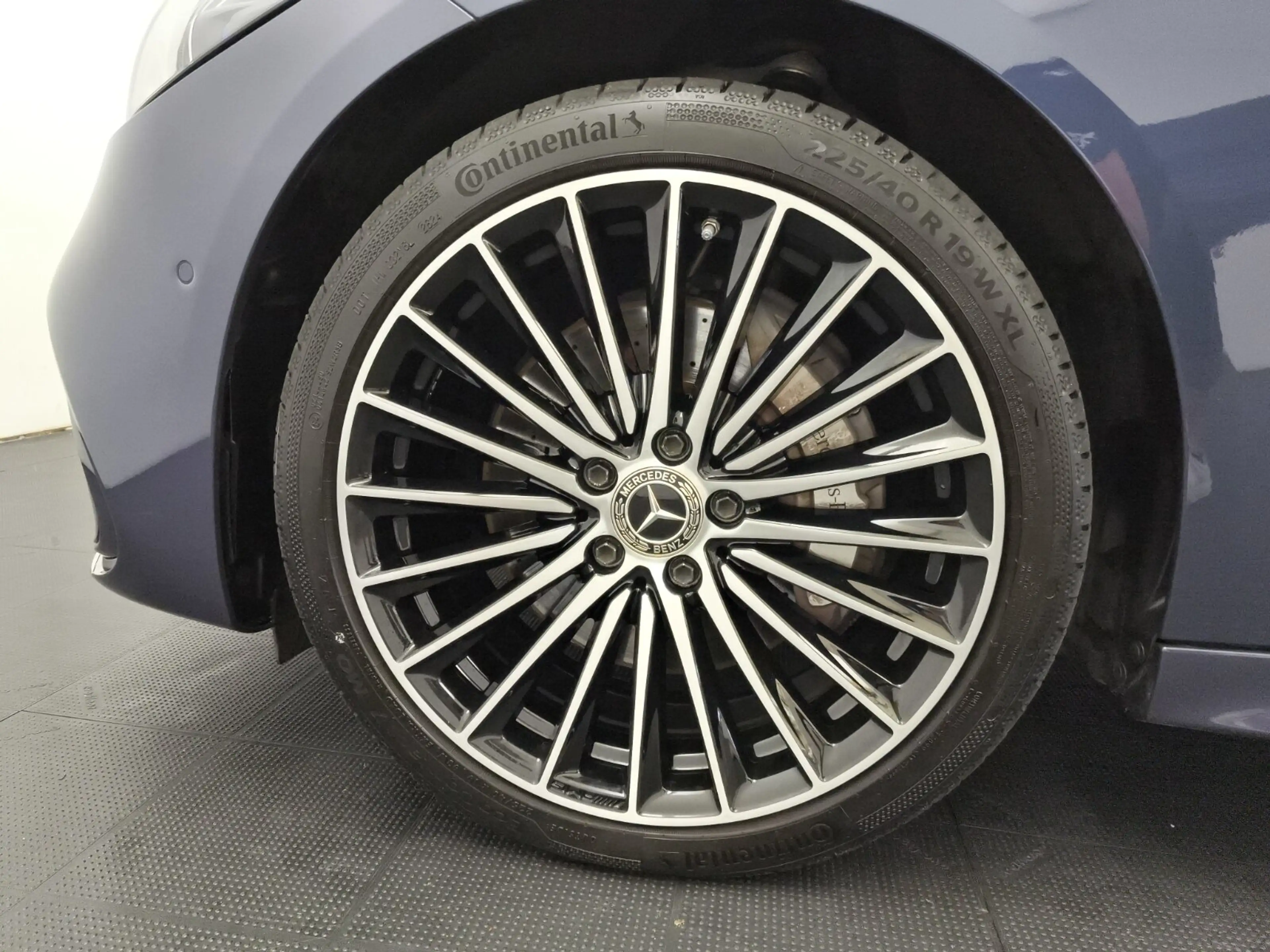 Mercedes-Benz C 300 C 300 de 4M AMG Line Premium 360Cam DigiLight Navi — photo 10
