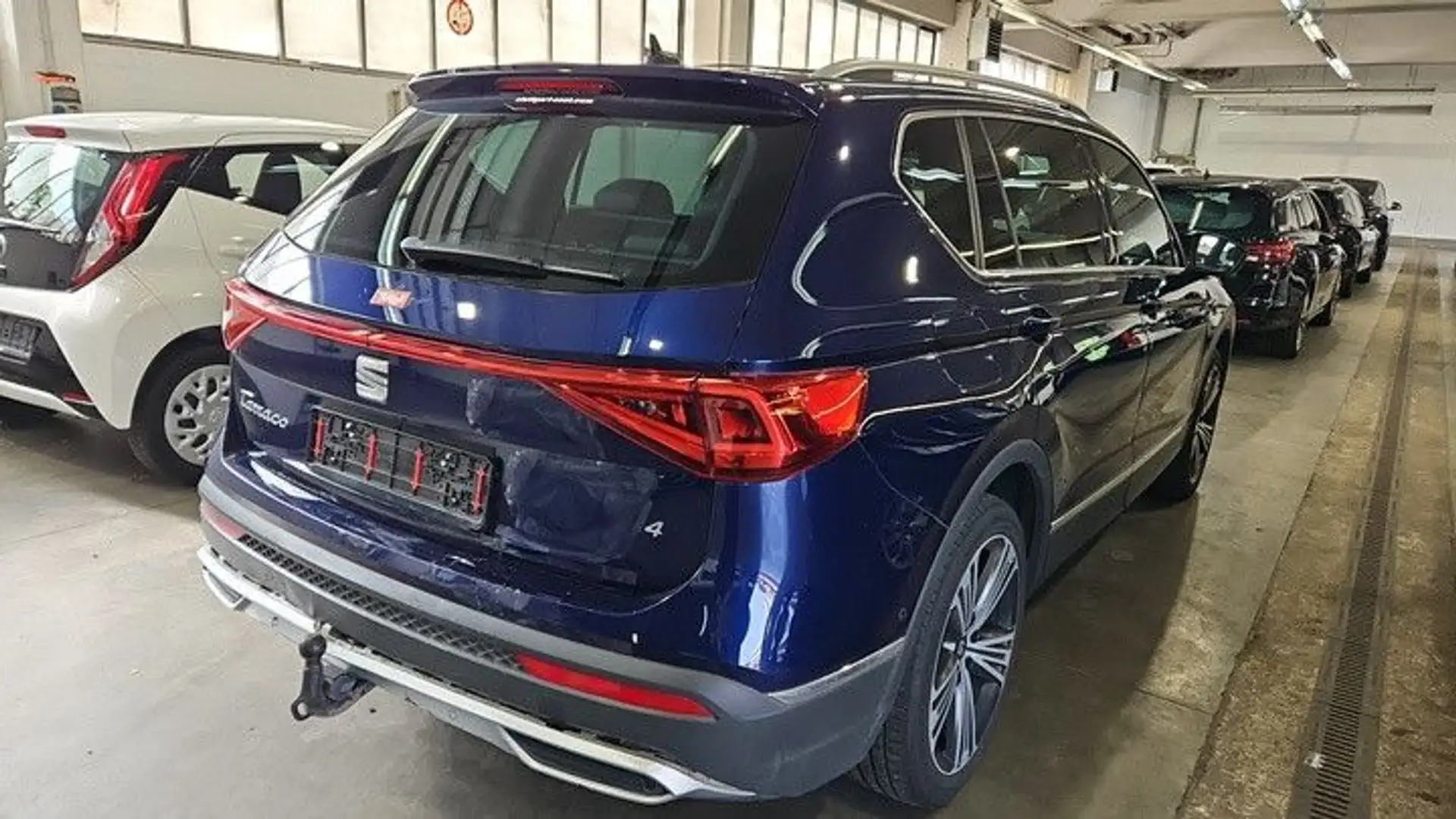 SEAT Tarraco Xcellence 4Drive *7-Sitzer* Rot - 2