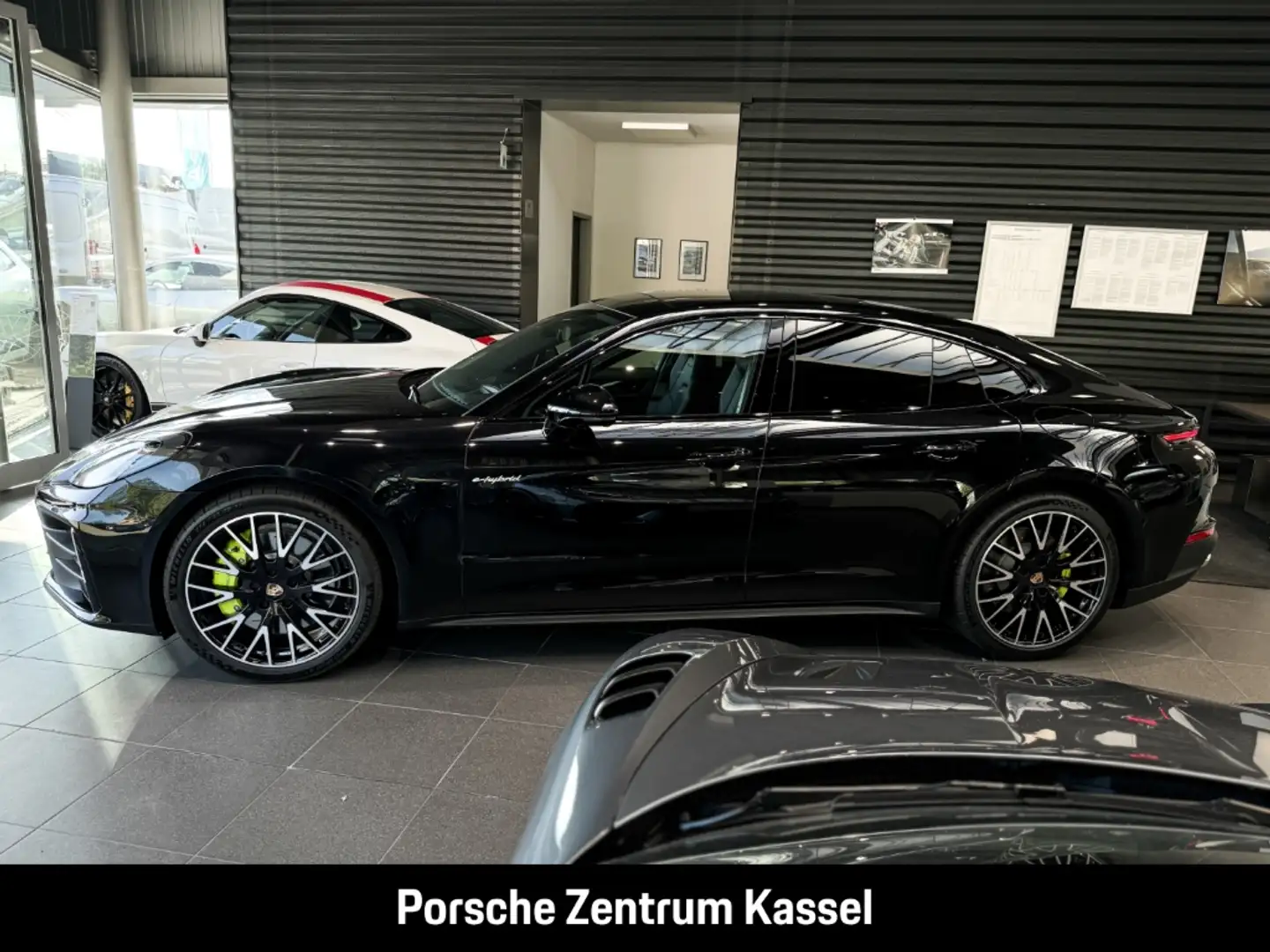 Porsche Panamera 4 E-Hybrid 2.9 Bose LenkradHZG Keyless Černá - 2