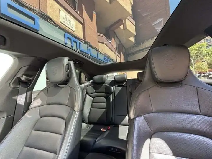Porsche Taycan 2022, foto 13