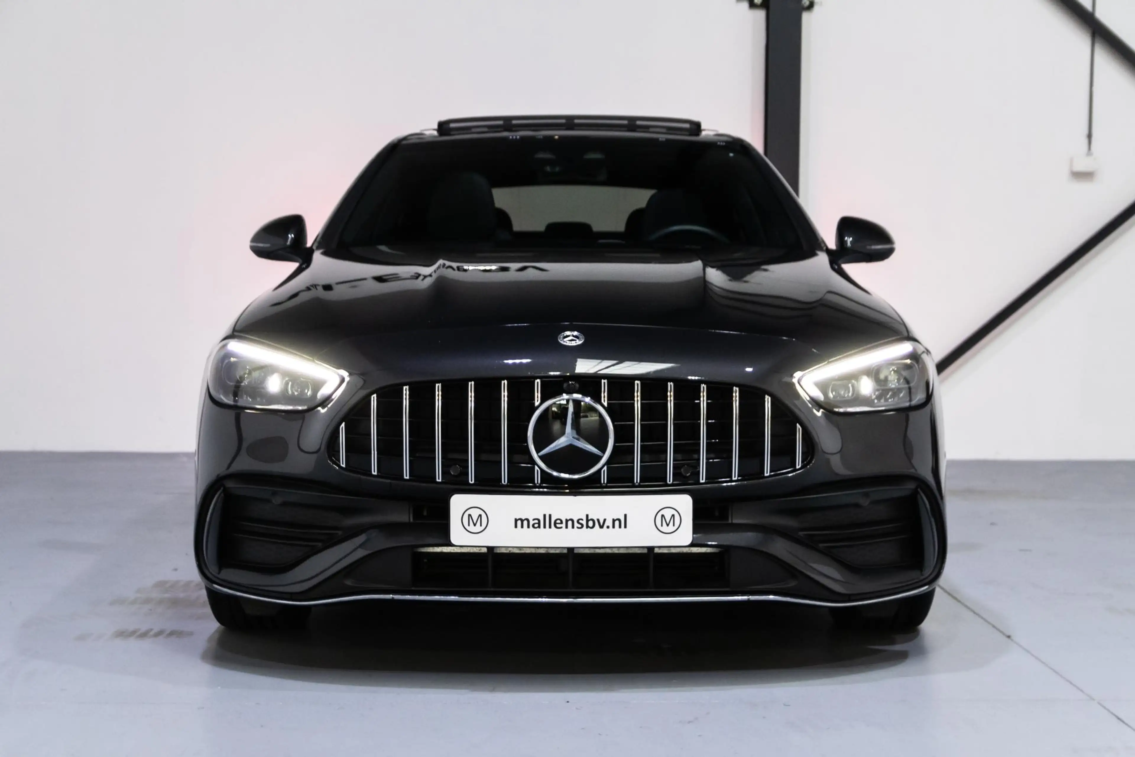 Mercedes-Benz C 400 e 4MATIC AMG Line ETREKHAAK/PANO/19INCHBREEDSET/AM — photo 3