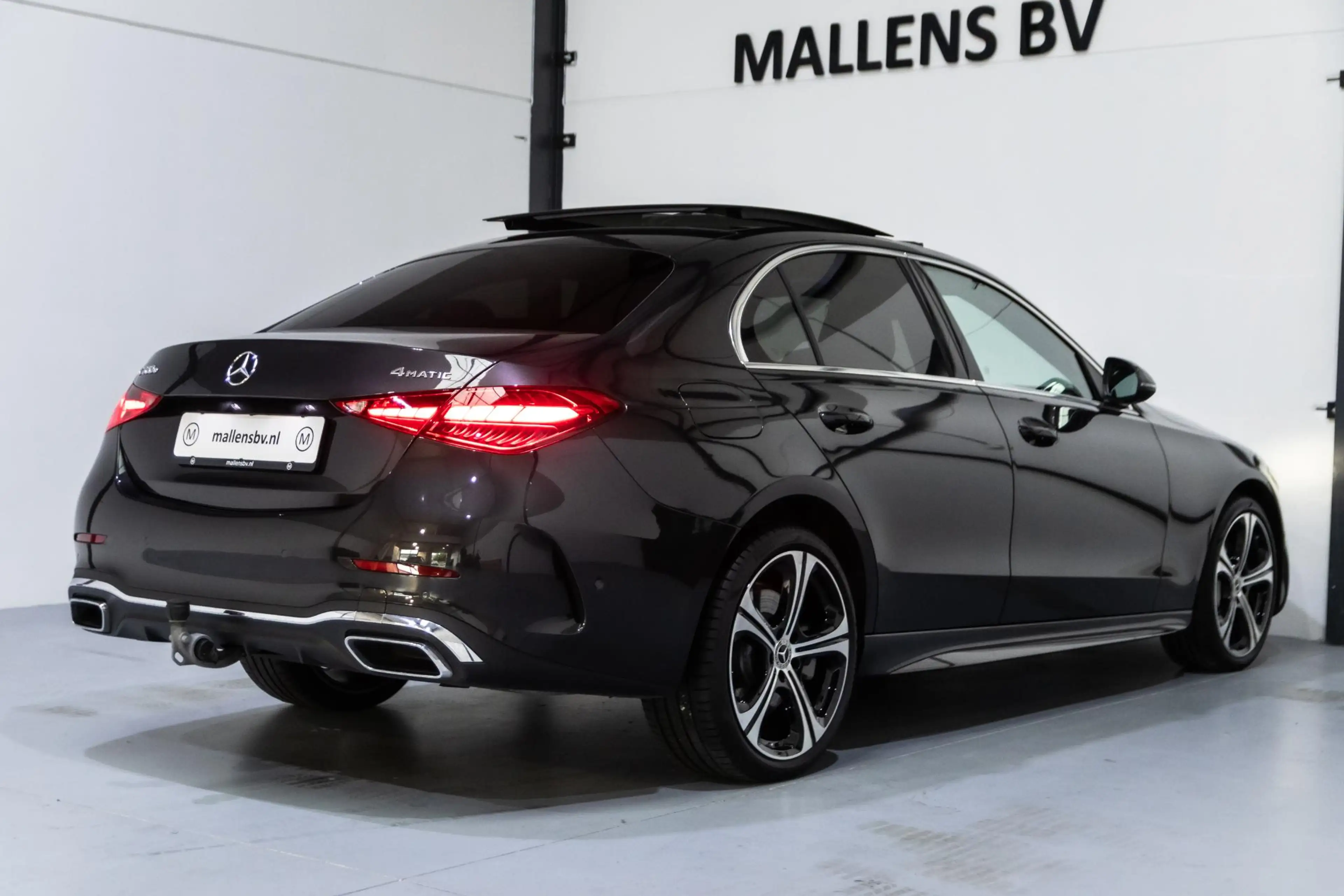 Mercedes-Benz C 400 e 4MATIC AMG Line ETREKHAAK/PANO/19INCHBREEDSET/AM — photo 5