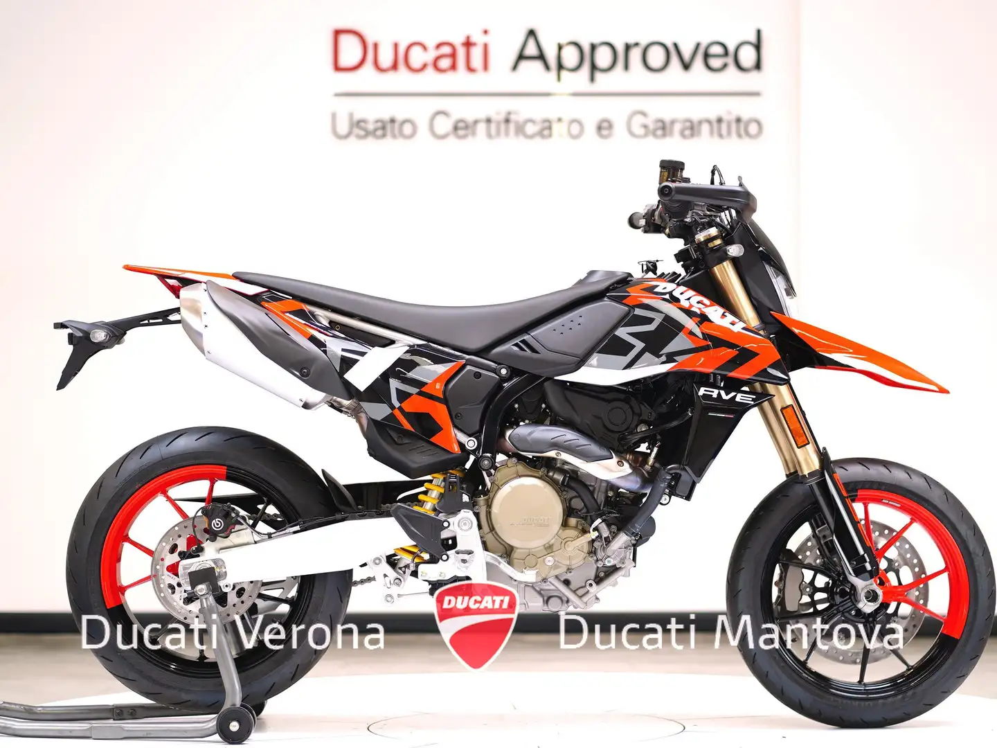 Ducati Hypermotard 698 Hypermotard 698 RVE solo 55 km! Rot - 1