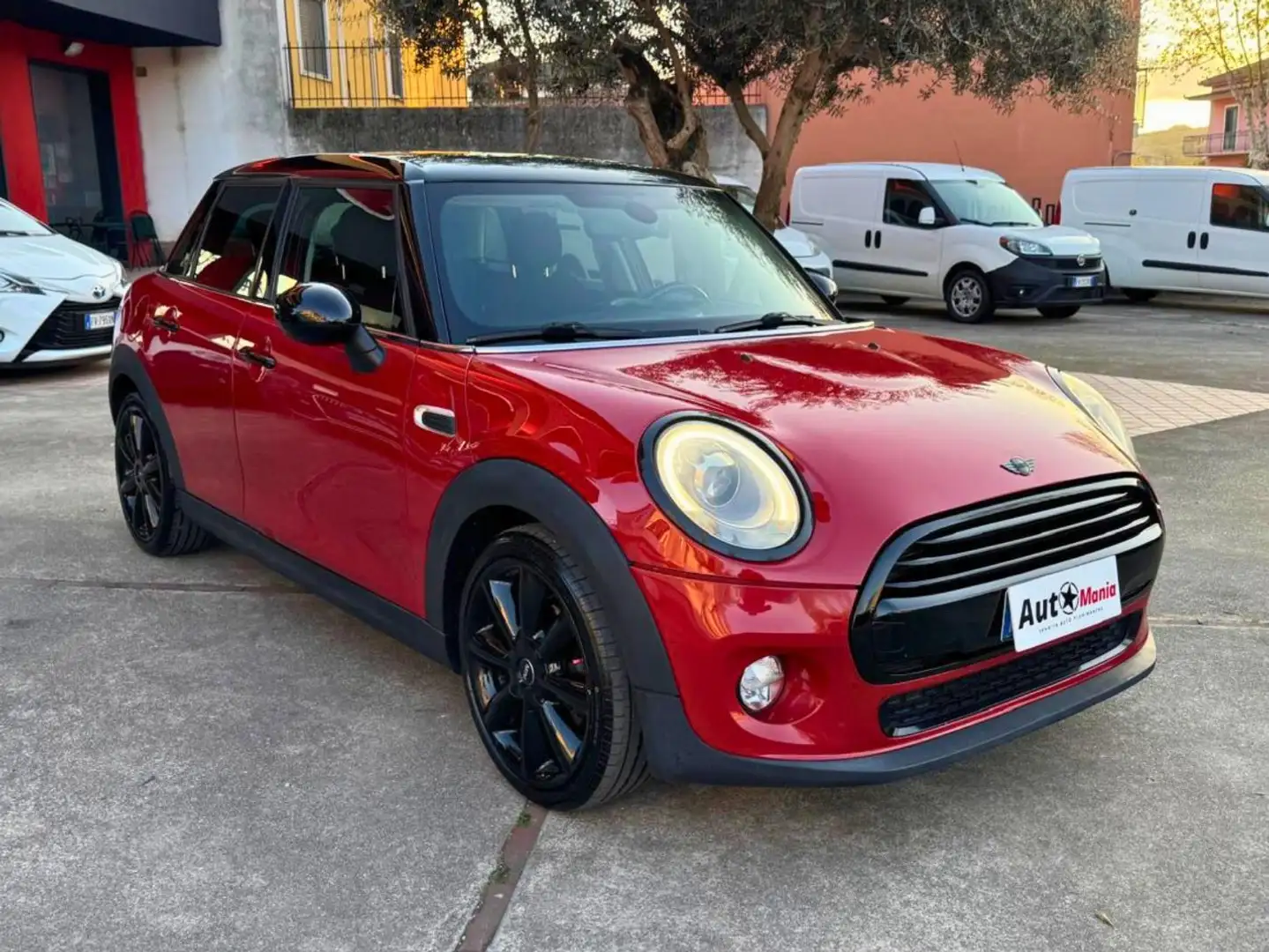 MINI Cooper D Mini IV F55-F56 2014 1.5 Business 5p auto Rot - 1