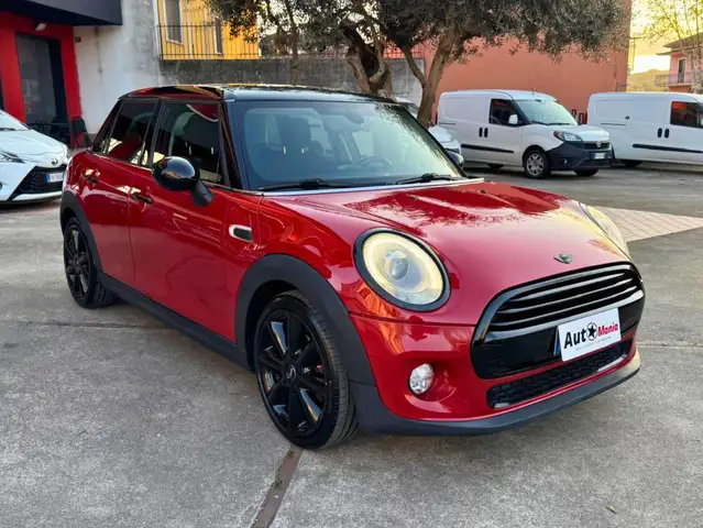 MINI Cooper D Mini IV F55-F56 2014 1.5 Business 5p auto