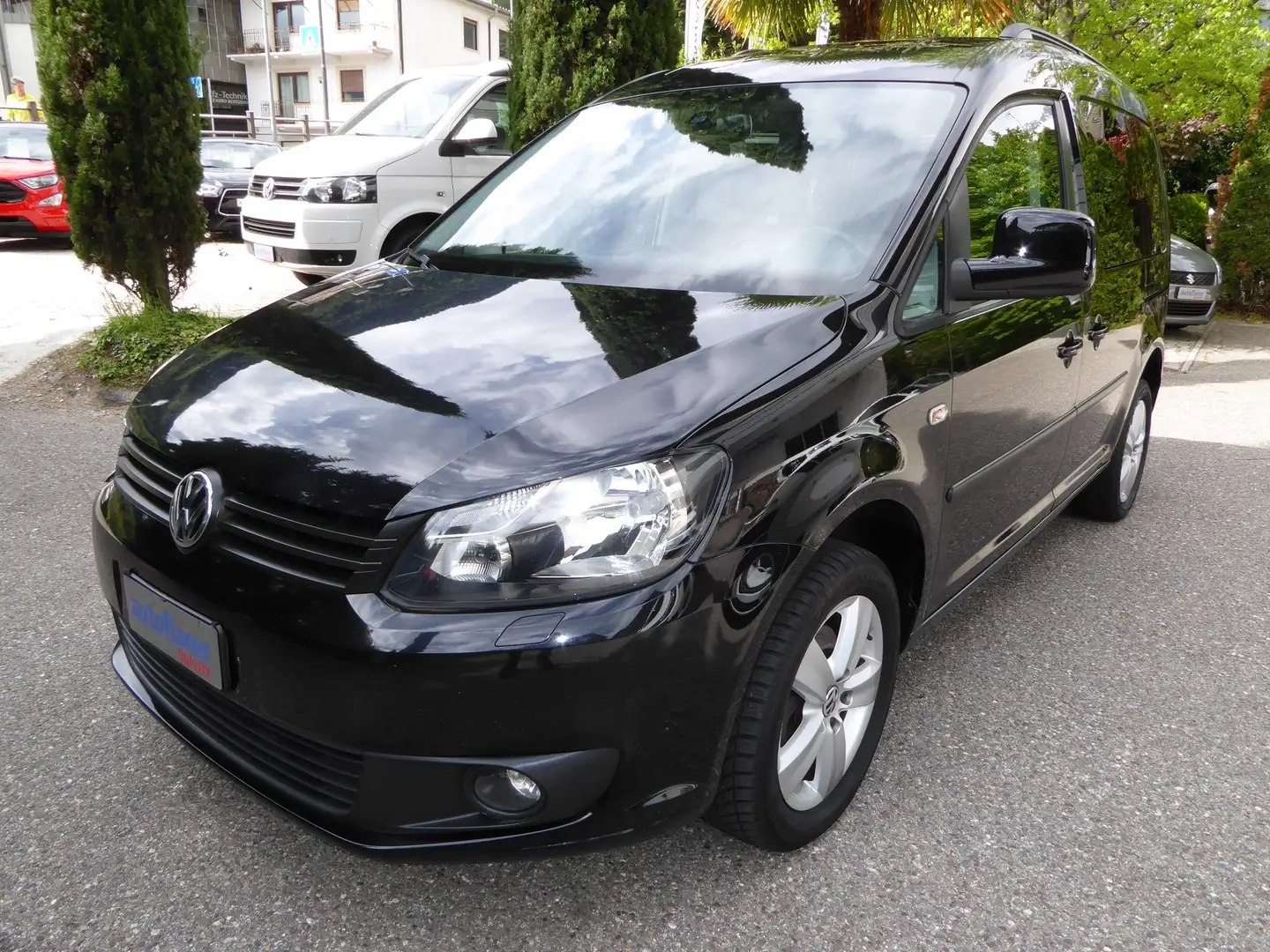 Volkswagen Caddy 1,6 TDI 102CV DSG TRENDLINE Nero - 1