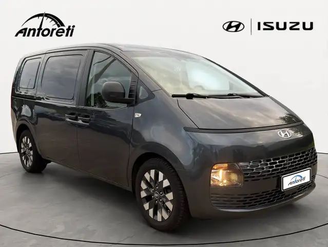 Hyundai STARIA 2.2 CRDi Techno