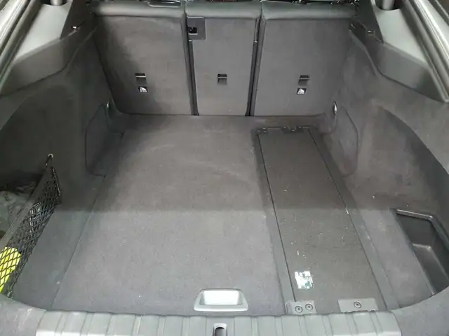 BMW i4 view 15