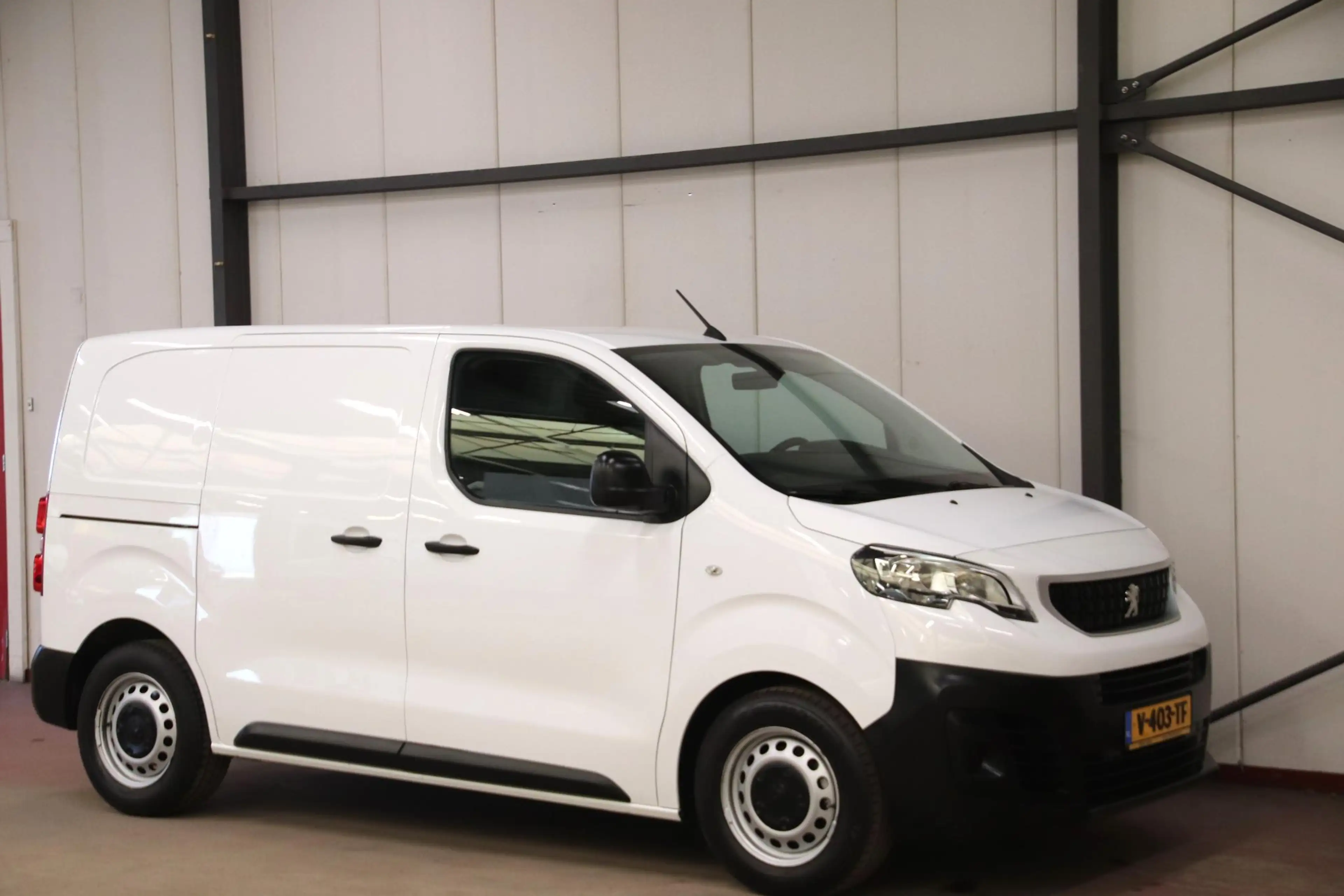 Peugeot Expert 1.6 BlueHDI AIRCO PDC — photo 11