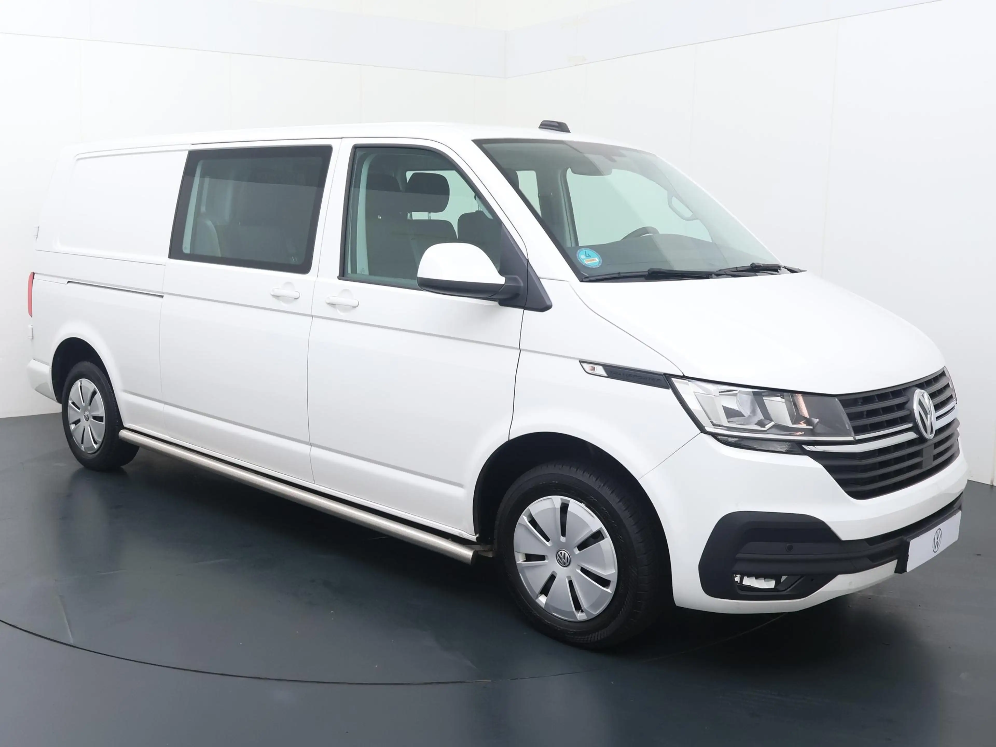 Volkswagen T6.1 Transporter 2.0 TDI L2H1 30 DC Highline | 150 PK | Automaat | — photo 3