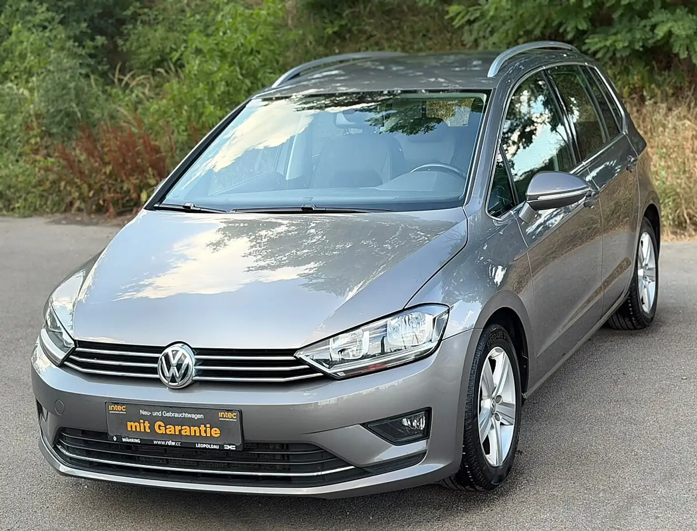 Volkswagen Golf Sportsvan Highline 2,0 TDI 1.Besitz Serviceheft Voll Grau - 1