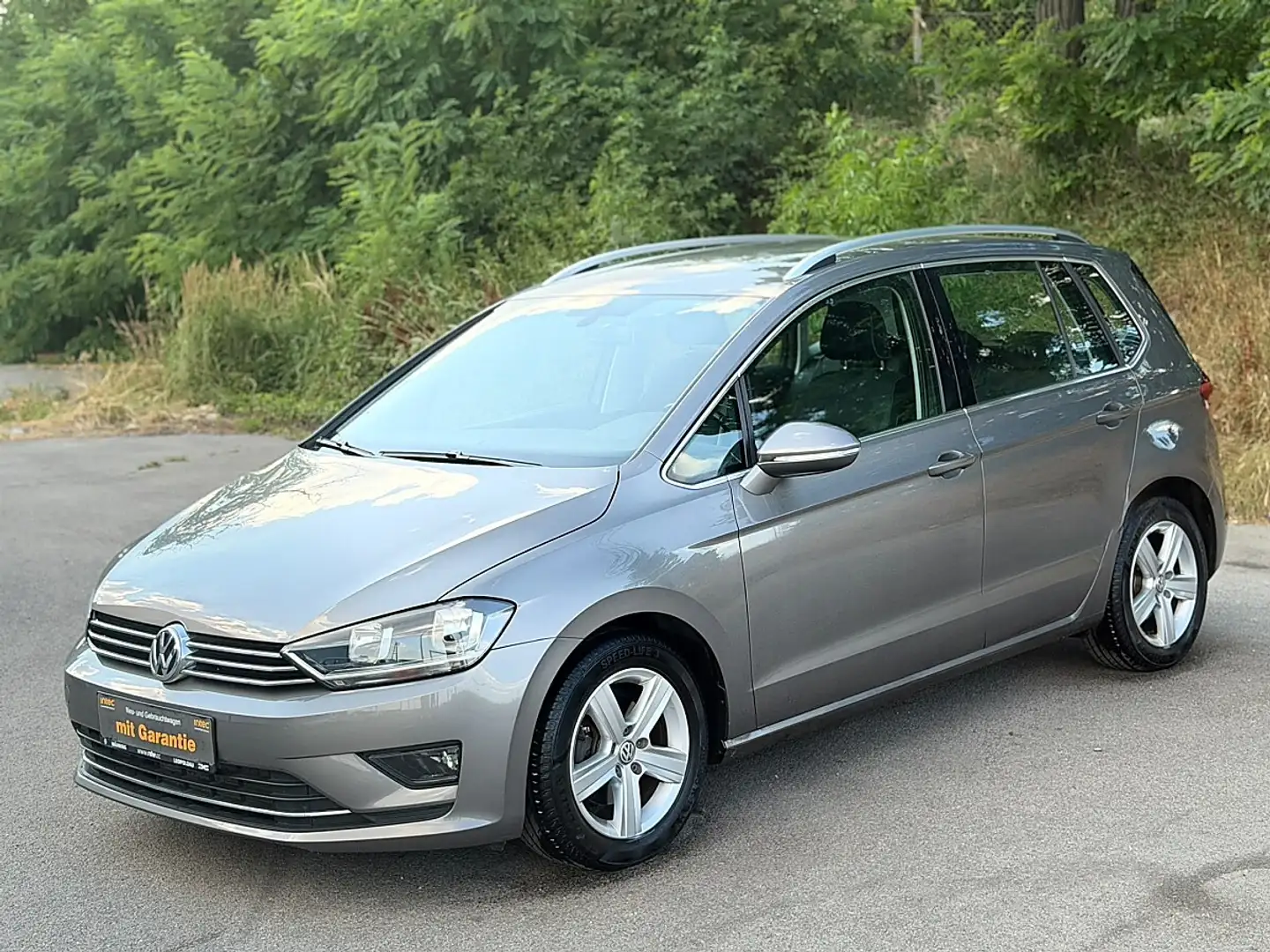 Volkswagen Golf Sportsvan Highline 2,0 TDI 1.Besitz Serviceheft Voll Grau - 2