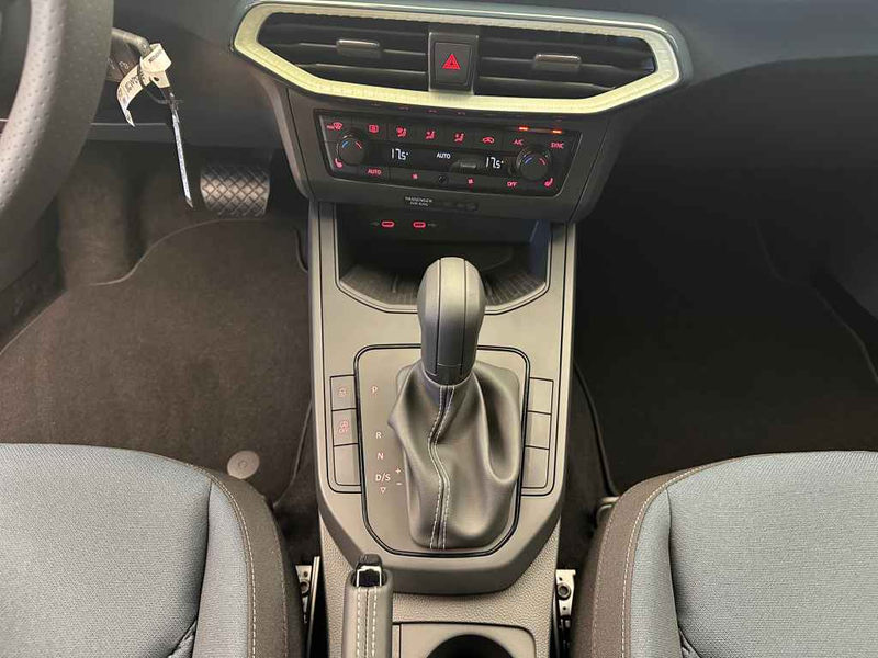 SEAT Ibiza Style 1.0 TSI DSG *LED*ACC*NAVI*R-CAM*SHZ* — photo 13