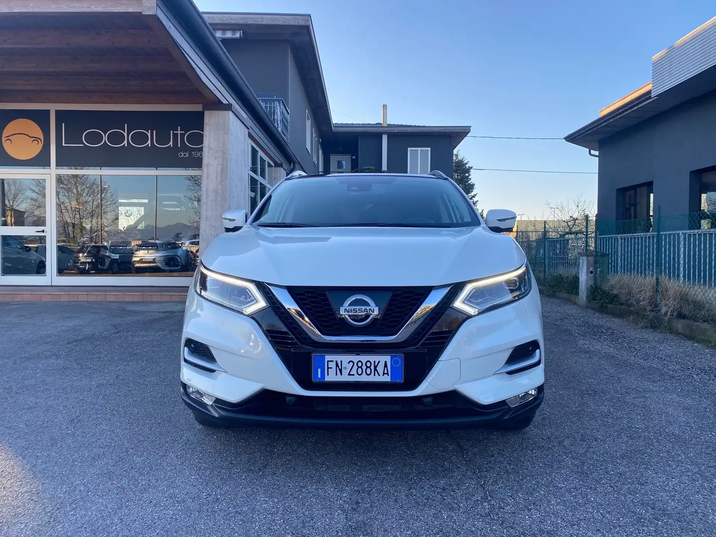 Nissan Qashqai Qashqai 1.5 dci Tekna 110cv Bianco - 2