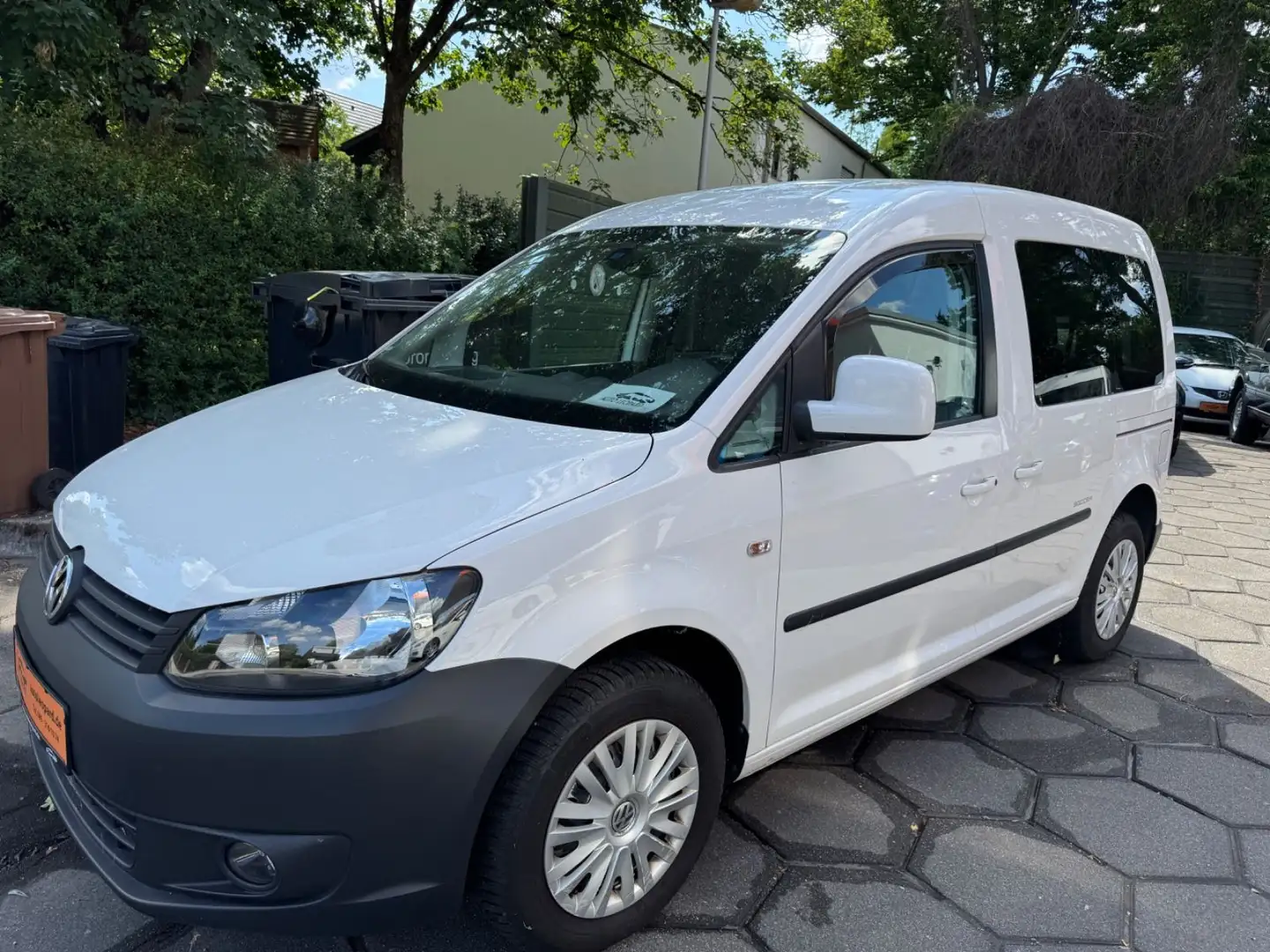 Volkswagen Caddy Kombi Soccer Trendline EcoFuel 2,0 , CNG Wit - 2