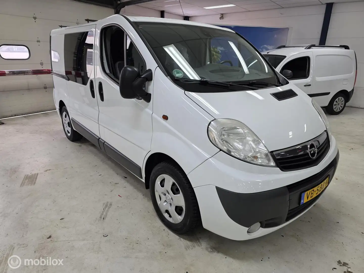 Opel Vivaro bestel 2.0 CDTI L1H1 DC Blanc - 1