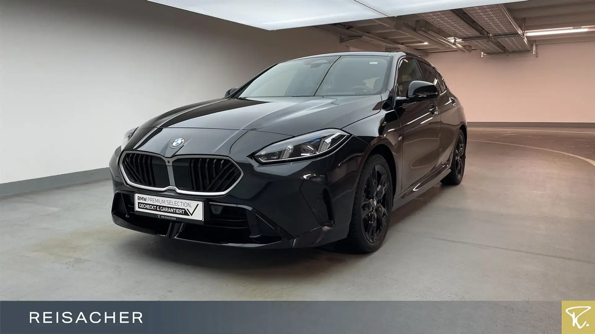 BMW 120 A M-Sport,AHK,el.Sitz+Mem ACC PA+ HUD Schwarz - 1