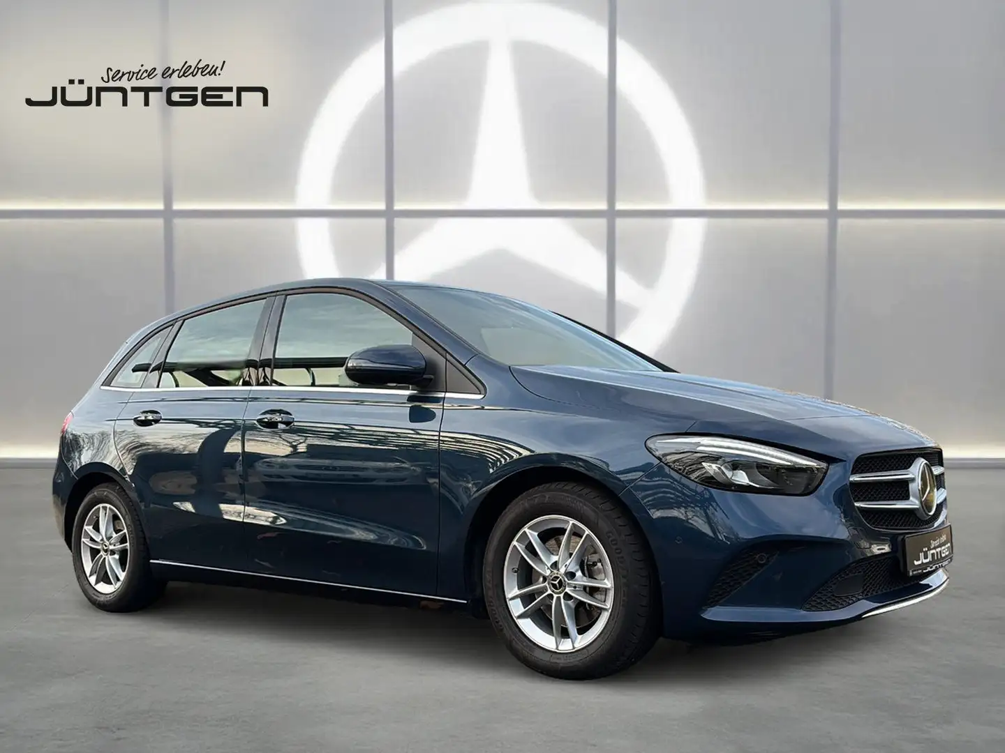 Mercedes-Benz B 200 d BUSINESS MEMORY NAVI RFK LED-HP DSC MBUX Blau - 1