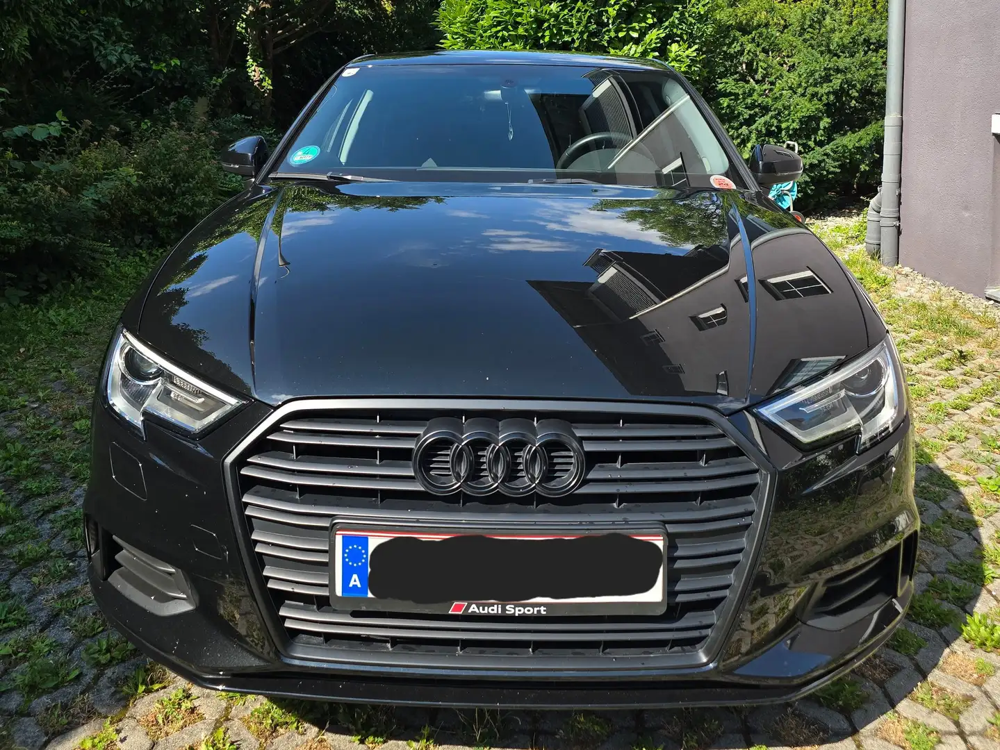 Audi A3 A3 SB 1,0 TFSI Schwarz - 1