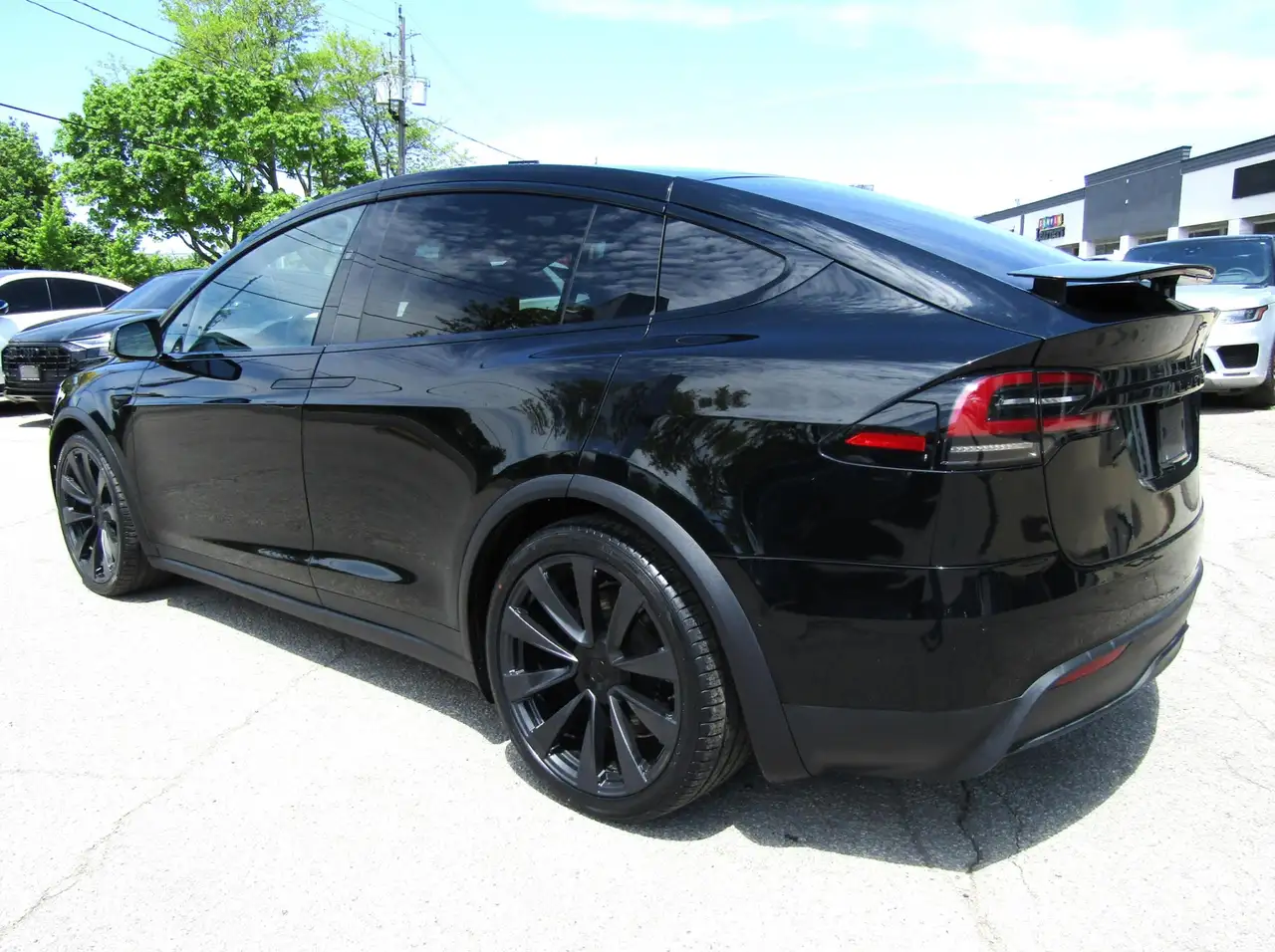 Tesla Model X photo Tesla Model X