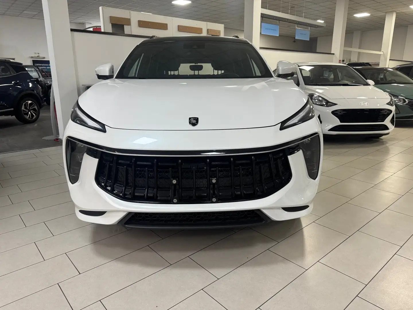 Forthing T5 Evo Friday 1.5 dual fuel Gpl auto Bianco - 1