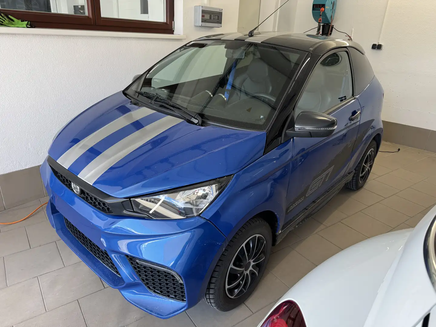 Aixam GTI Coupé GTI mit Standheizung und vielen Extras Blau - 1