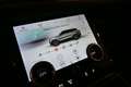 Land Rover Range Rover Velar Velar 2.0i P250 R-DYNAMIC / CAMERAS / PANO / FULL Noir - thumbnail 25