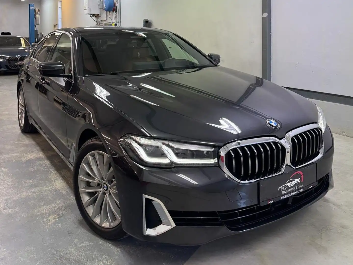BMW 530 530 d xDrive /FACELIFT/HUD/KAMERA/LEDER Gris - 1
