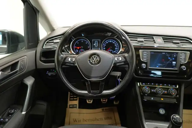 Volkswagen Touran view 29
