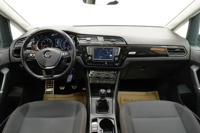 Volkswagen Touran view 27