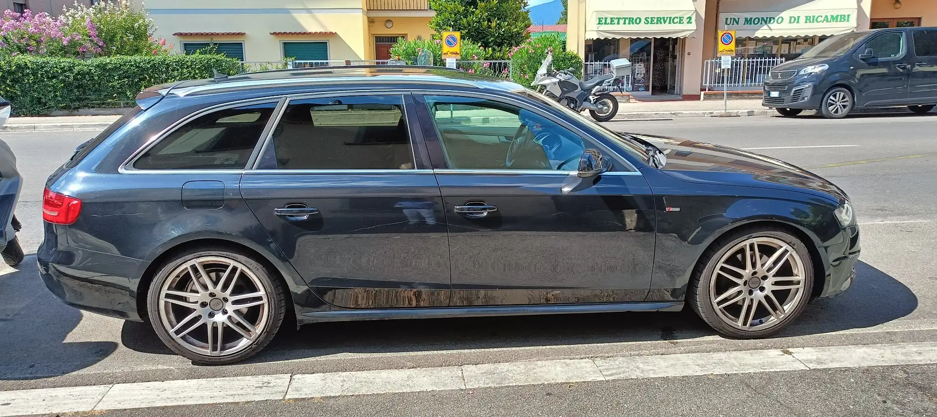 Audi A4 Avant 1.9 tdi 110cv auto - 2