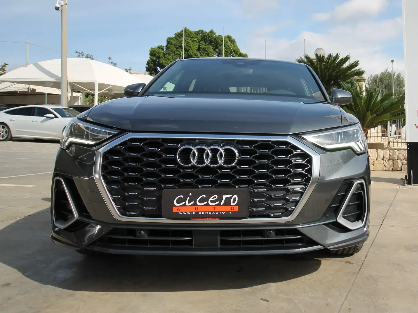 Audi Q3 Sportback 35 tdi S line edition s-tronic | 2022 Grigio - 2