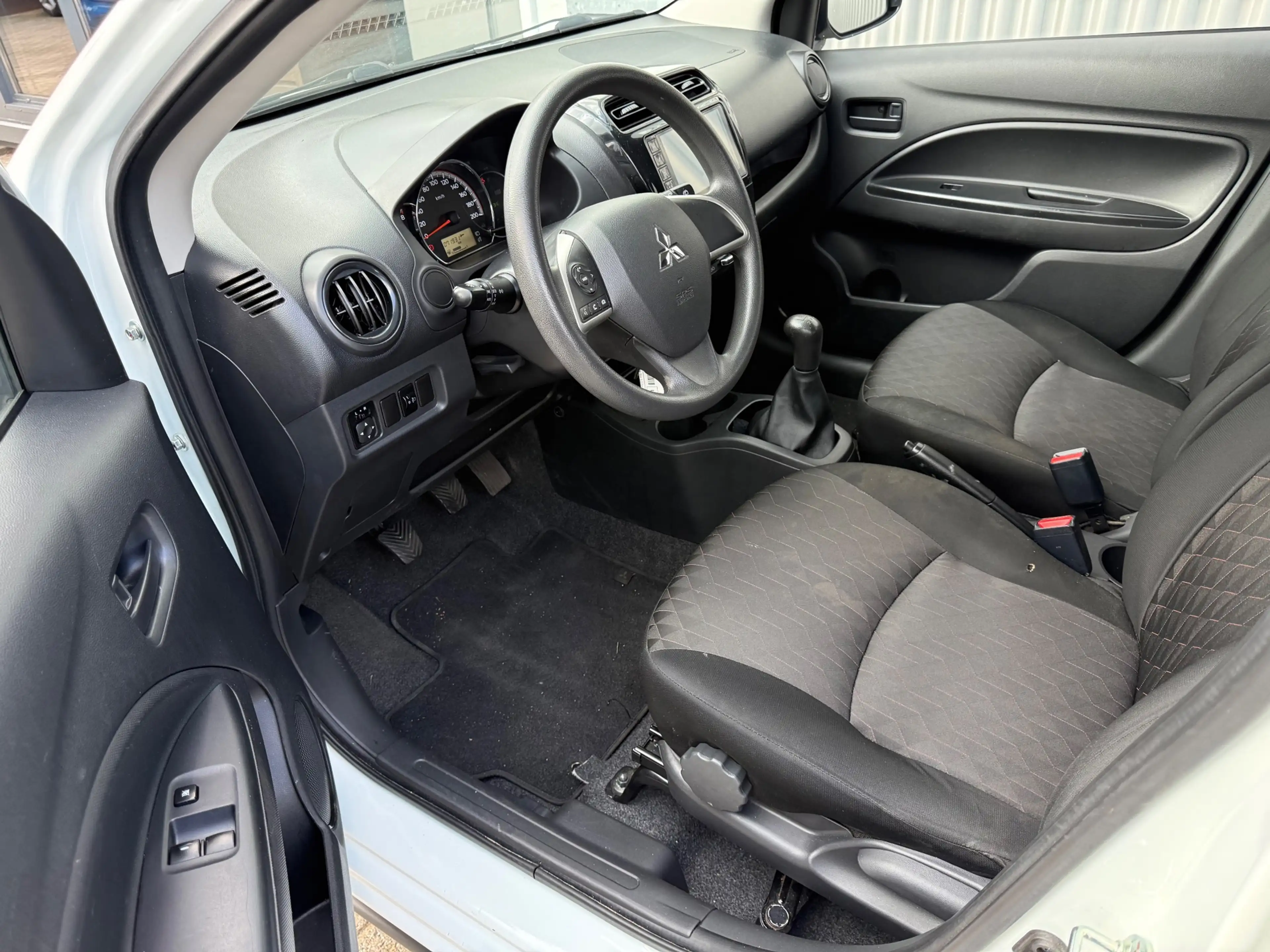 Mitsubishi Space Star 1.2 Cool+ / 11X SPACE STAR OP VOORRAAD / 1E EIGENA — photo 12