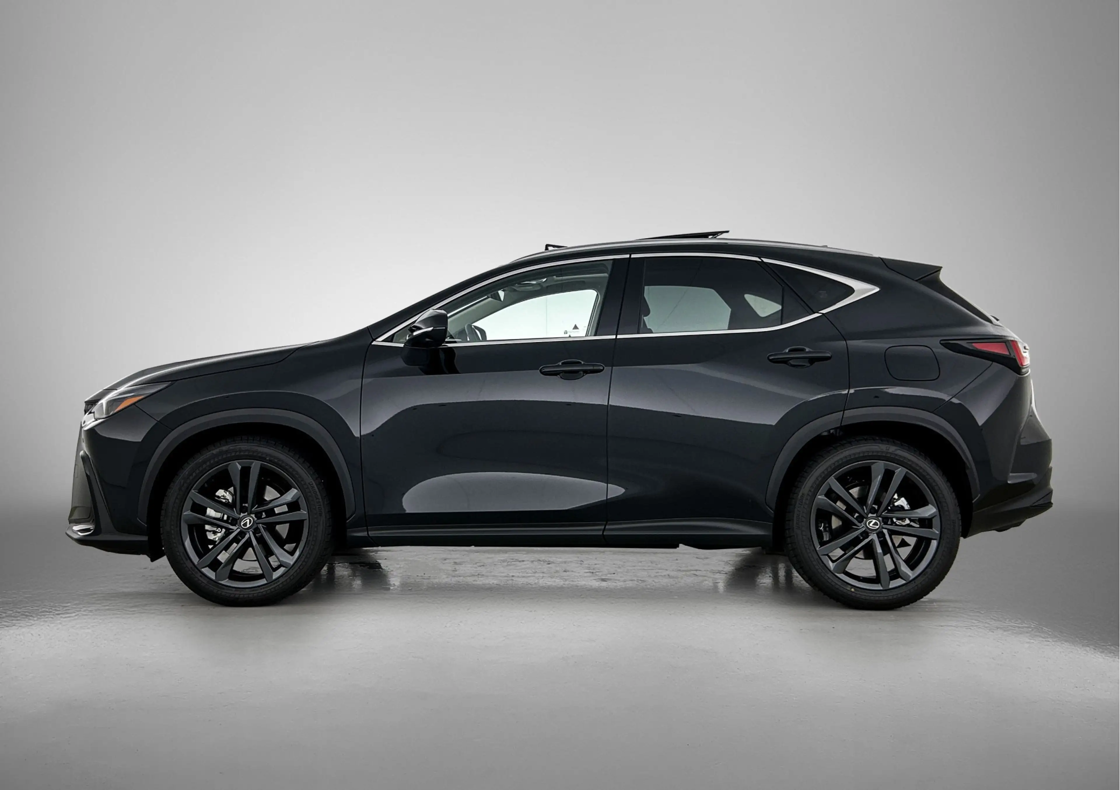 Lexus NX 450h+ AWD 35th Edition | Direct Leverbaar | Panoramisch — photo 3