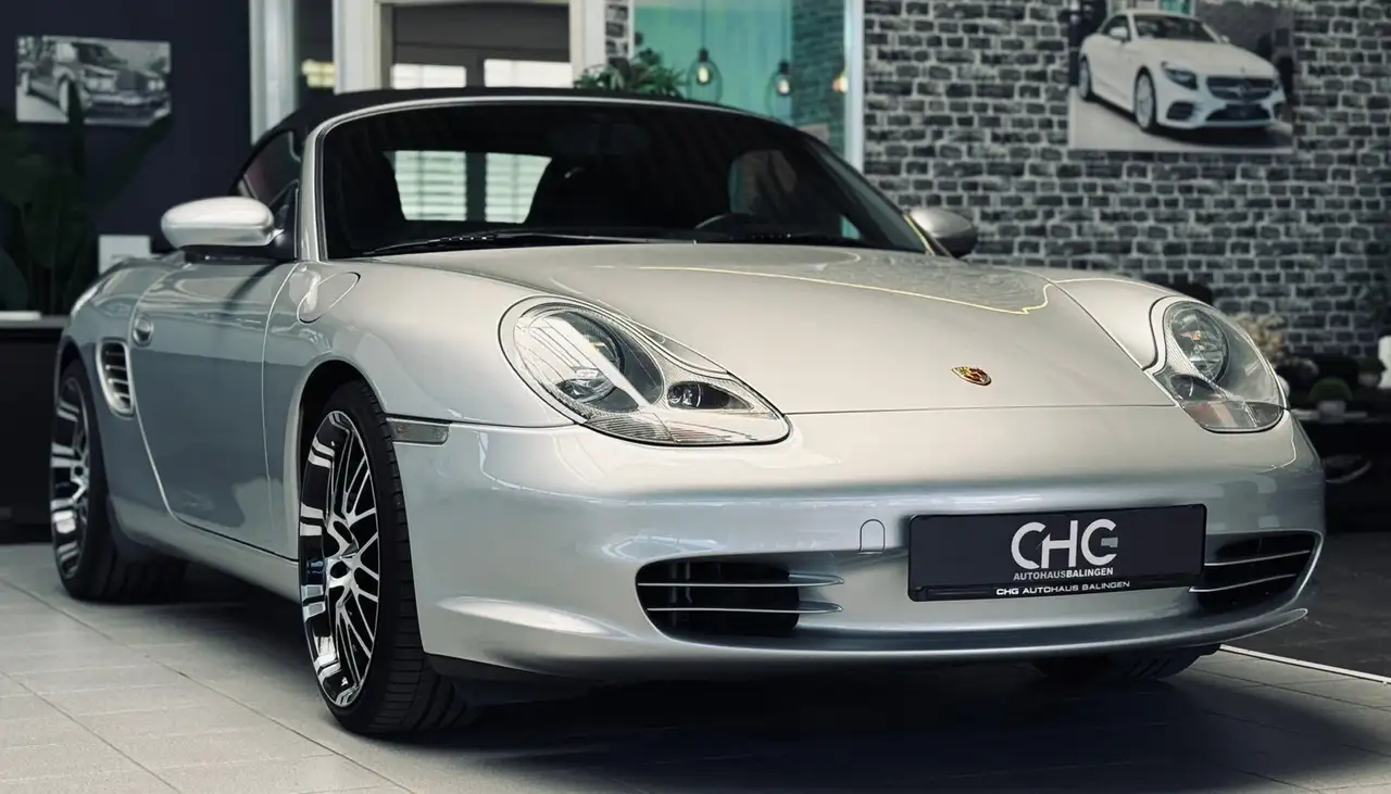 PORSCHE BOXSTER 2.7 228ch TIPTRONIC - CAPOTE ÉLECTRIQUE - CUIR - SIÈGES CHAUFFANTS - CLIMATISATION AUTOMATIQUE
