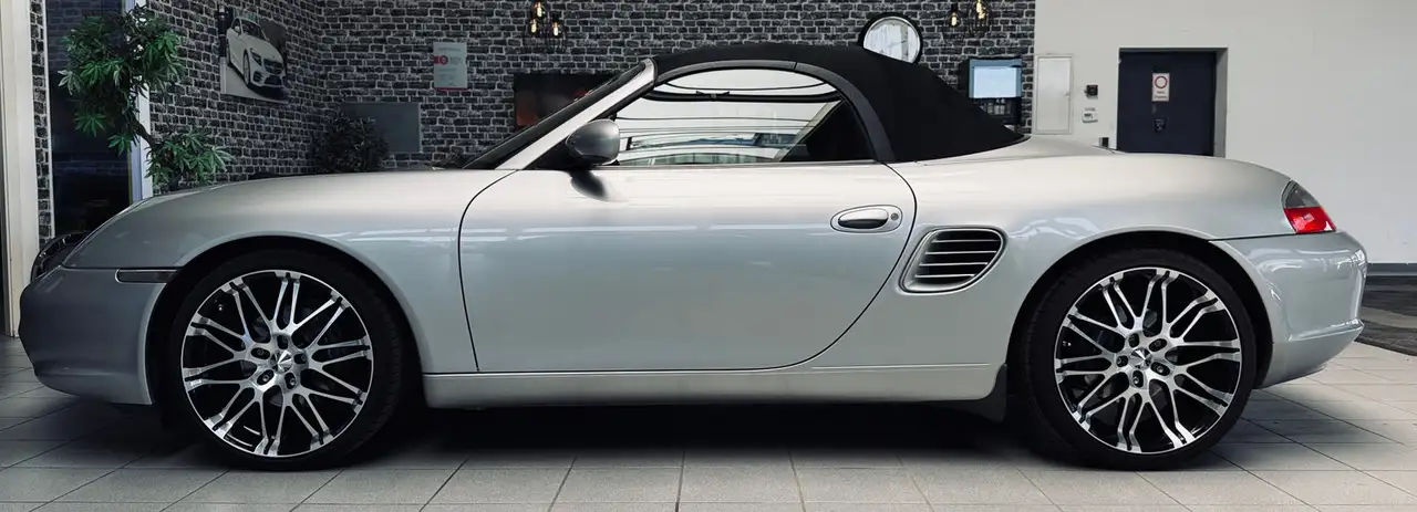 PORSCHE BOXSTER 2.7 228ch TIPTRONIC - CAPOTE ÉLECTRIQUE - CUIR - SIÈGES CHAUFFANTS - CLIMATISATION AUTOMATIQUE