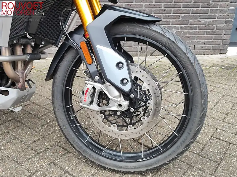 Triumph Tiger 900 - foto 4