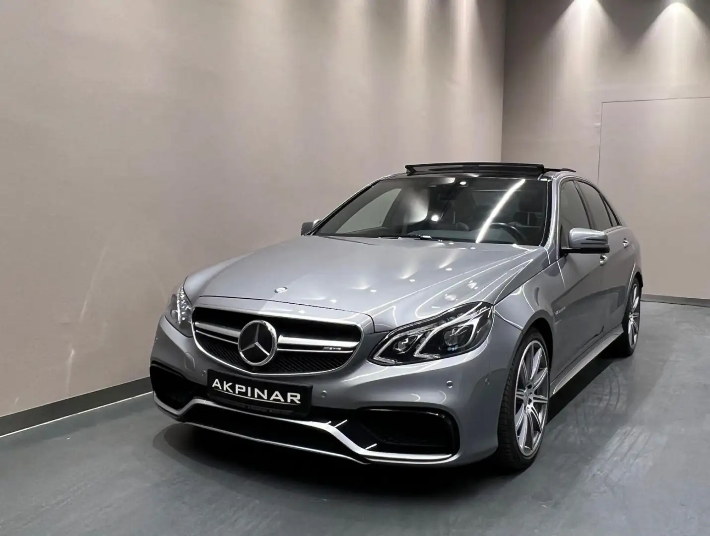 Mercedes-Benz E 63 AMG E63 AMG S 4M *PANORAMA*V-MAX*DISTRONIC*360°* Gris - 2