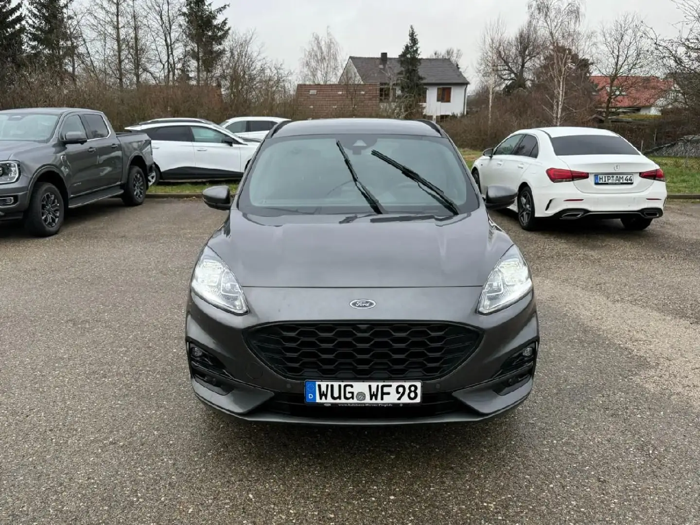 Ford Kuga Hybrid ST-Line X Grijs - 2