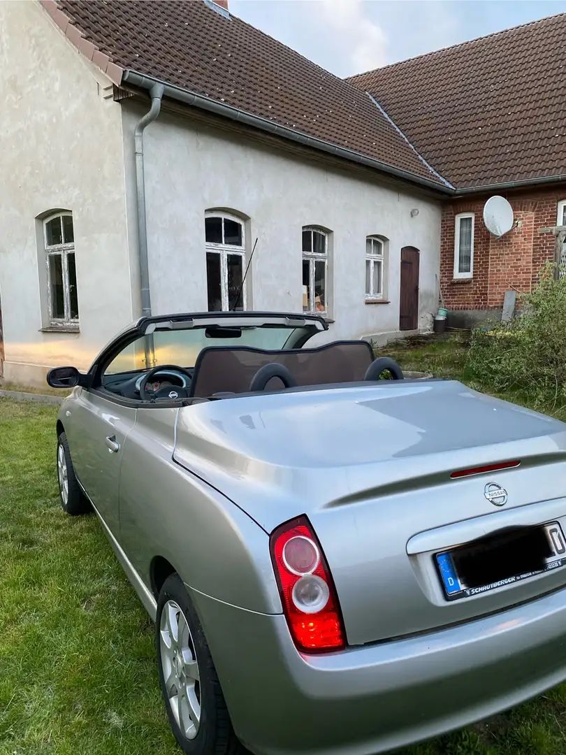 Nissan Micra Micra C+C 1.4 Silber - 1